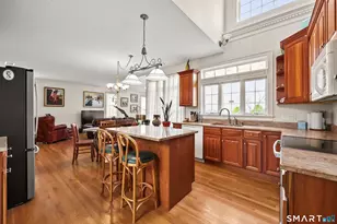 87 Wanda Ln, Middletown, CT 06457 - Photo 12