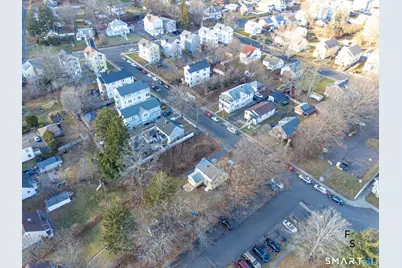 37 Richard Street, New Britain, CT 06053 - Photo 2