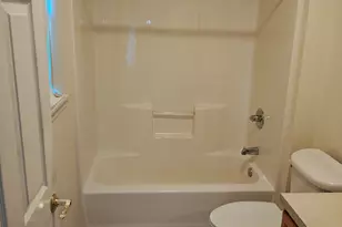 23 Dacosta Dr, Newington, CT 06111 - Photo 24