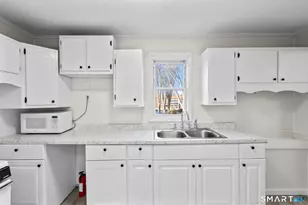 426 Poplar St, New Haven, CT 06513 - Photo 4