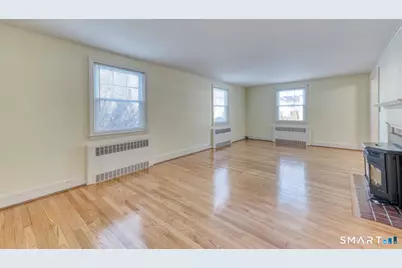 155 Holland Lane, East Hartford, CT 06118 - Photo 10