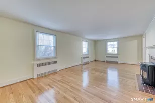 155 Holland Ln, East Hartford, CT 06118 - Photo 10