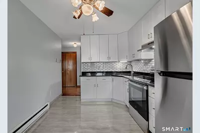 81 Chipman Street #APT 13, Waterbury, CT 06708 - Photo 4