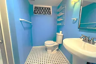 24 Thorne Rd, West Hartford, CT 06110 - Photo 30