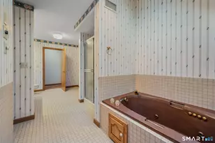 97 W Main St, East Lyme, CT 06357 - Photo 22