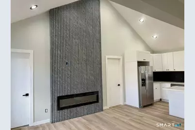 82 Hemlock Street, West Haven, CT 06516 - Photo 2