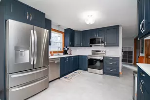 70 Beth Ann Cir, Meriden, CT 06450 - Photo 6