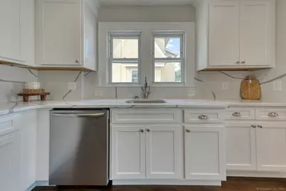 24 Troy Street, West Hartford, CT 06119 - Photo 16