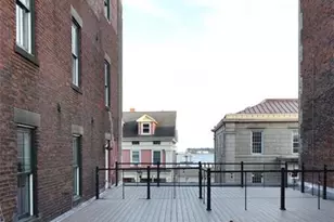 133 Bank St, New London, CT 06320 - Photo 14