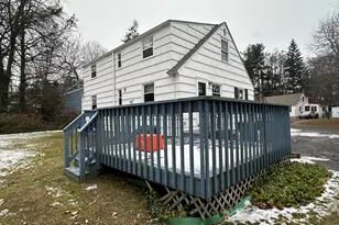 932 Worthy St, Windsor, CT 06095 - Photo 4