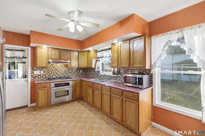 10 Russell Road, Norwich, CT 06360 - Photo 16