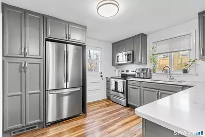 12 Sention Avenue, Norwalk, CT 06850 - Photo 4