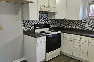 150 Sheraton Ln, Norwich, CT 06360 - Photo 4