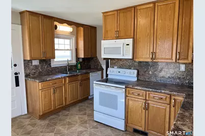 61 South Washington Street, Plainville, CT 06062 - Photo 2