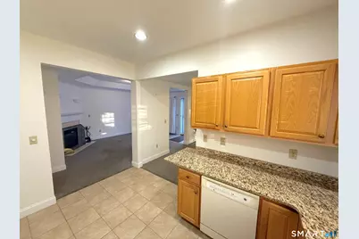 174 Wallens Street #APT B6, Winchester, CT 06098 - Photo 8
