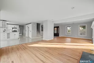 2 Greenwood Ln, Guilford, CT 06437 - Photo 8