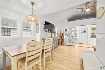 17 W Orland Street, Milford, CT 06460 - Photo 10