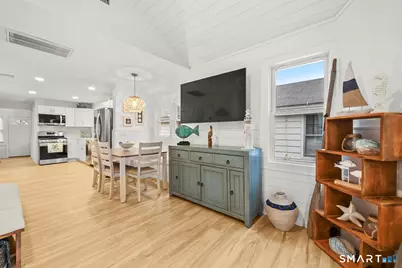 17 W Orland Street, Milford, CT 06460 - Photo 8