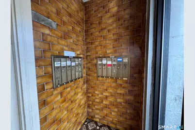 450 Franklin Avenue, Hartford, CT 06114 - Photo 12