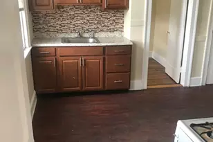 14 Buell St, New Britain, CT 06051 - Photo 4