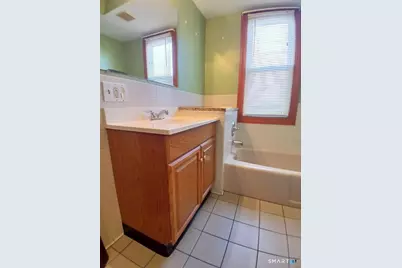 652 High Street #2, Middletown, CT 06457 - Photo 6