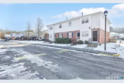 E6 Bradley Circle #6, Enfield, CT 06082 - Photo 2