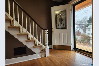 10 Washington Avenue, Danbury, CT 06810 - Photo 2