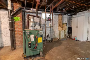 90 School St, New London, CT 06320 - Photo 32