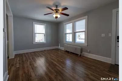 90 School Street, New London, CT 06320 - Photo 4