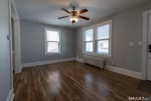 90 School St, New London, CT 06320 - Photo 4