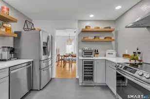 1 Beamon Meadow Pl, Old Saybrook, CT 06475 - Photo 10