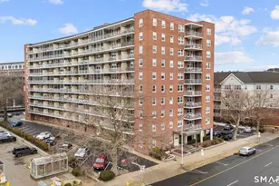 444 Bedford St, Stamford, CT 06901 - Photo 2