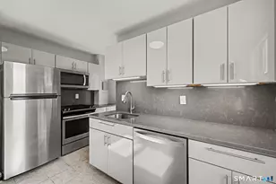 444 Bedford St, Stamford, CT 06901 - Photo 16