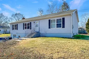 14 Bluff Rd, Ledyard, CT 06335 - Photo 4