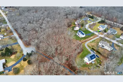 9 Arrowhead Trail, Waterford, CT 06385 - Photo 14