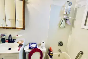 561 East St, New Britain, CT 06051 - Photo 28