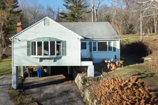39 Baron Ln, Torrington, CT 06790 - Photo 2
