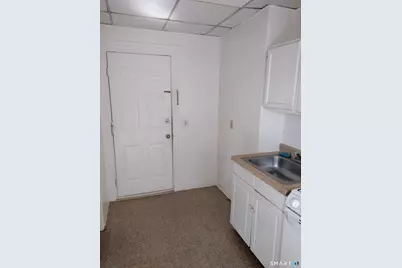 807 East Main Street, Waterbury, CT 06705 - Photo 8