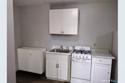 807 East Main Street, Waterbury, CT 06705 - Photo 10