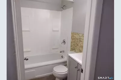 807 East Main Street, Waterbury, CT 06705 - Photo 6