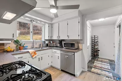 65 Weekeepeemee Road, Bethlehem, CT 06751 - Photo 4