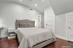 129 Grumman Ave, Norwalk, CT 06851 - Photo 24