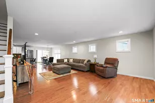 42 Chapman Chase, Windsor Locks, CT 06096 - Photo 6