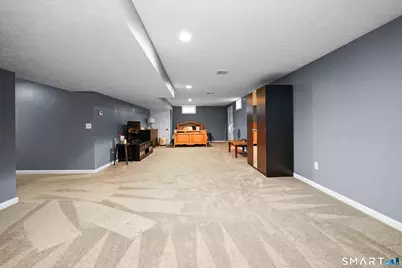 42 Chapman Chase #42, Windsor Locks, CT 06096 - Photo 32