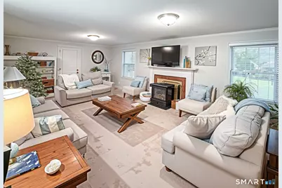 84 Grennan Road, West Hartford, CT 06107 - Photo 4