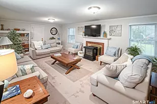 84 Grennan Rd, West Hartford, CT 06107 - Photo 4