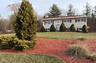 131 Pocono Rd, Brookfield, CT 06804 - Photo 1