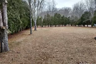 38 Old Middletown Ave, East Hampton, CT 06424 - Photo 4