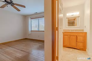 261 Foxboro Dr, Newington, CT 06111 - Photo 18