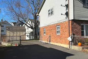 118 Fairmount St, Waterbury, CT 06706 - Photo 4